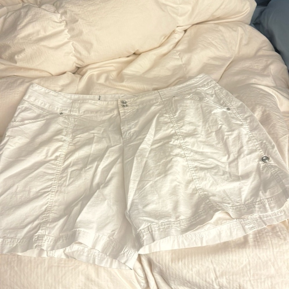 White international concepts shorts